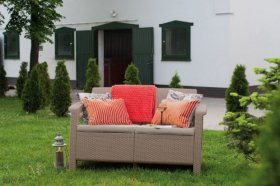 Диван пластиковый Корфу (Corfu love seat) капучино - песок в Приобье - priobie.ok-mebel.com | фото 3