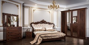 Комод 4 ящика Афина + Зеркало ППУ Афина (караваджо) в Приобье - priobie.ok-mebel.com | фото 5