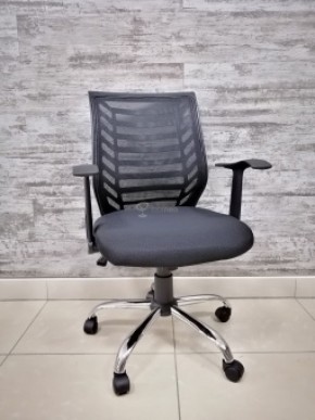 Кресло Barneo K-138 для персонала (черная ткань черная сетка) в Приобье - priobie.ok-mebel.com | фото