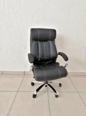 Кресло Barneo K-303 для руководителя (черная экокожа) в Приобье - priobie.ok-mebel.com | фото 1