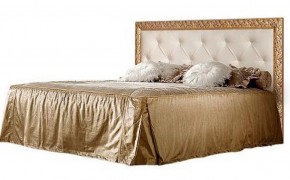Кровать 2-х спальная (1,4 м) Тиффани штрих-лак/золото с мягким изголовьем (ТФКР140-2) в Приобье - priobie.ok-mebel.com | фото