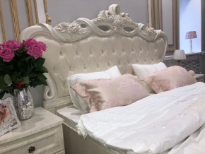 Кровать с мягким изголовьем Афина 1600 (крем корень) в Приобье - priobie.ok-mebel.com | фото 3