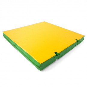 Мат гимнастический, квадратный, с вырезами под стойки. Длина 1 м, ширина 1 м, толщина 10 см зеленый-желтый   в Приобье - priobie.ok-mebel.com | фото