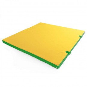 Мат гимнастический, квадратный, с вырезами под стойки. Длина 1 м, ширина 1 м, толщина 8 см зеленый-желтый   в Приобье - priobie.ok-mebel.com | фото