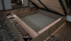Спальня Джулия Кровать 160 МИ с подъемным механизмом Дуб крафт серый в Приобье - priobie.ok-mebel.com | фото 3